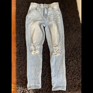 American eagle mom jean